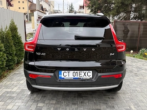 VOLVO XC40 2.0 benzina mhev  - imagine 8