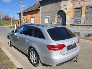 AUDI A4 2.0 tdi, 143cp, an 2011 - imagine 9