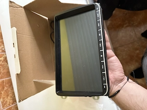 Vând navigație nouă ,nu se potrivește în mașină la mine din cauza sistemului audio!!!