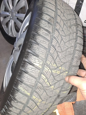 Set roți iarnă R16 205/50 – Dunlop Winter Sport 5 + jante oțel 5x114.3 (KIA/Hyundai) + 20 piulițe  - imagine 3