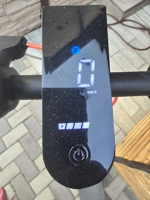 Trotineta Xiaomi Electric Scooter 4 Lite (2nd Gen)