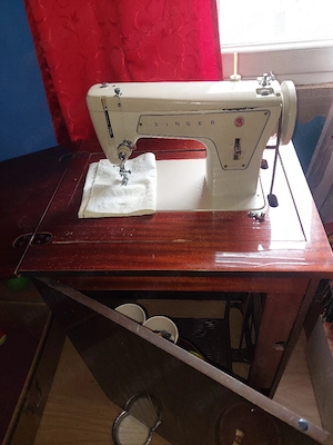 Masina de cusut singer  - imagine 3