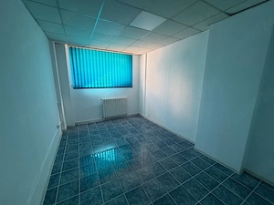 Spatiu comercial central Petrosani - imagine 3