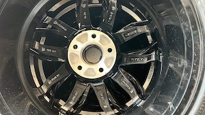 Vând jenați marca Riali pe 18 - imagine 4