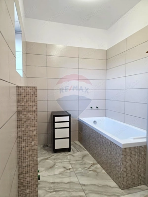 Casă / Vilă din 2024  de vânzare în zona Micro 14 - imagine 9