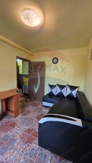 Apartament cu 3 camere de vânzare, str Tineretului