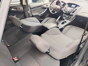 Ford Focus 3 1.6 tdci euro 5 Titanium  - imagine 6