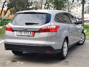 Ford Focus 2013 - 1.6 benzină MPI, Navi, Cameră marșarier  - imagine 3
