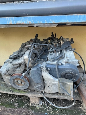 Hyundai Santa Fe 2008, 2.2 CRDi - imagine 8