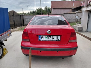 VW Bora 2005, 1.9 ALH impecabila - imagine 9