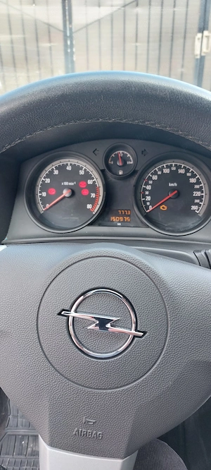 OPEL Astra H, an de fabricație 2010, Hatchback, 150.975 km - imagine 6