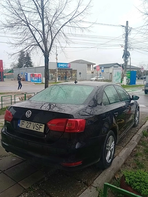 VW-Jetta 2012 Provenienta RO.Economicul 1200 TSI 110Cp Euro 5. 150000km!Pret 5400Euro - imagine 5
