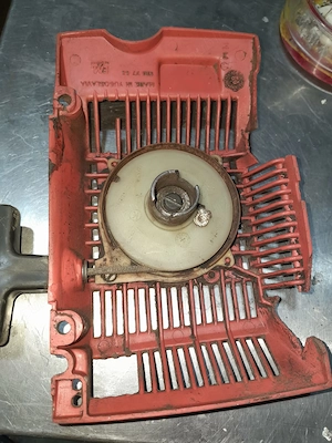 Caut capac demarou huzvarna 366. - imagine 3