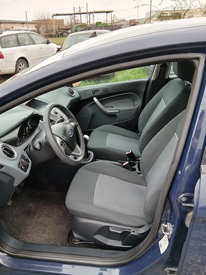 Ford fiesta an 2010 benzina 1.3 klima distribuție lanț euro 5 - imagine 10
