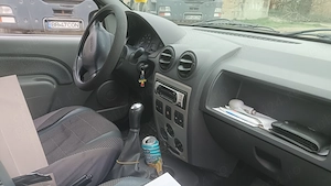 Vand Dacia Logan 2004, 1.4MPI - imagine 7