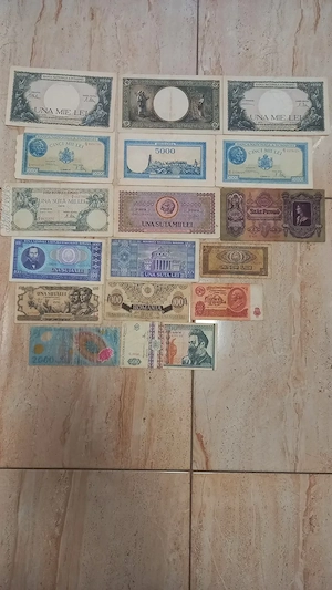 Vand colectie bancnote vechi
