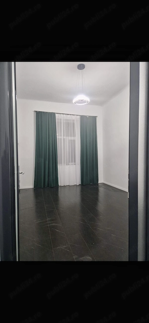 Casa in oras cu toate utilitatile, proprietate, zona centrala linistita - imagine 4