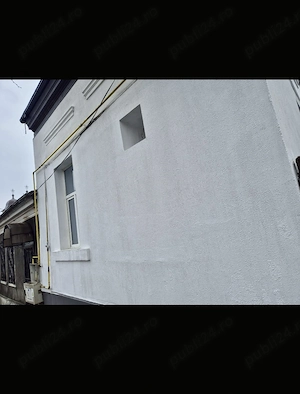 Casa in oras cu toate utilitatile, proprietate, zona centrala linistita - imagine 2