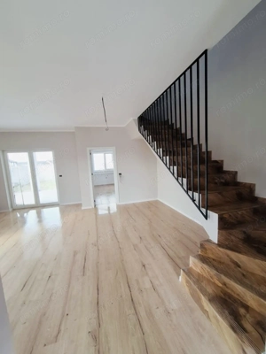 Moșnița Veche | 1/2 Duplex | 110 mp utili | Toate utilitatile|  Dormitor parter - imagine 4