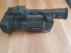 Vând camera de filmare  - imagine 3