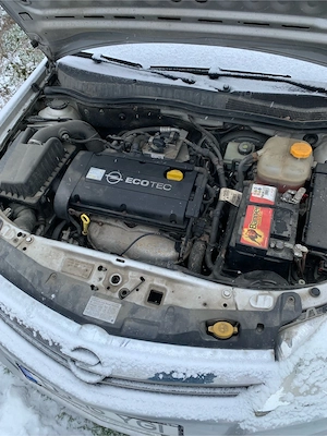 Opel Astra 1.6 116000 km 2007 - imagine 2