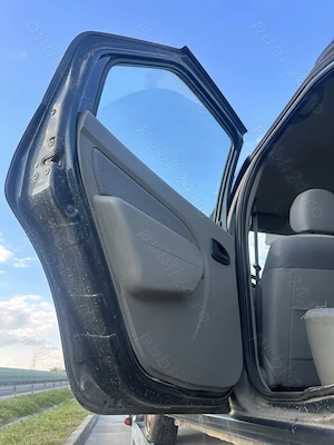 Vand Dacia Logan 1.4 benzina  - imagine 3