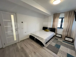 Apartament cu 3 camere,75 mp, zona 1 Mai - imagine 12