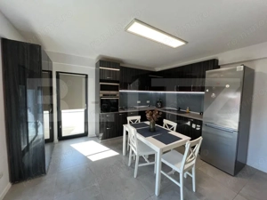 Apartament cu 3 camere,75 mp, zona 1 Mai - imagine 3