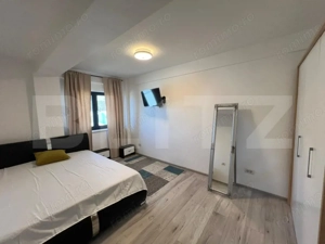 Apartament cu 3 camere,75 mp, zona 1 Mai - imagine 9