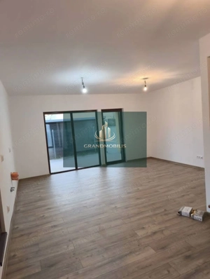 Duplex modern 4 camere în Moșnița Nouă, lângă Lidl – curte 280 mp