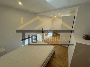 Apartament cu 2 camere, 50 mp, decomandat, Zona Ultracentrala - imagine 2