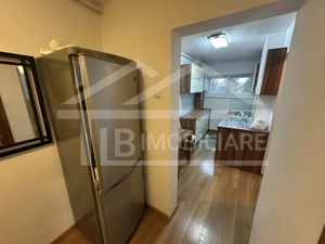 Apartament de 2 camere, decomadat, 55mp , Zona UMFST - imagine 3