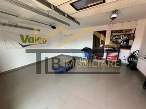 Casa cu 6 camere, 290mp, capacitate 14 persoane, Zona Cristesti - imagine 17