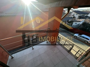 Casa cu 6 camere, 290mp, capacitate 14 persoane, Zona Cristesti - imagine 16