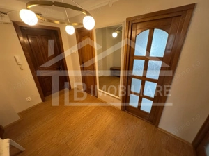 Apartament cu 3 camere, 85 mp, Zona Central - imagine 11