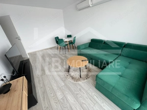 Apartament cu 2 camere, 56mp, parcare, decomandat, Zona Maurer Residence