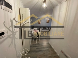 Apartament cu 2 camere, 45mp,  garaj, Zona Semicentrala - imagine 9