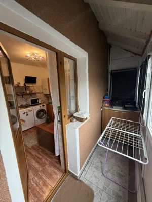 Garsonieră de vânzare în vilă – zona 23 August, etaj 1, centrala gaz - imagine 9