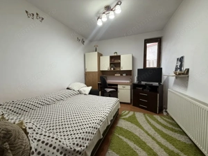 Garsonieră de vânzare în vilă – zona 23 August, etaj 1, centrala gaz - imagine 3