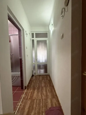 Garsonieră de vânzare în vilă – zona 23 August, etaj 1, centrala gaz - imagine 7