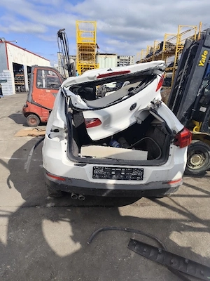 Dezmembram VW Tiguan 5N 2.0 tdi 4motion Cutie manuala 130 kw An 2012 Cod motor CFGC - imagine 5