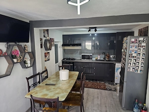 Casa  de vanzare !!!! - imagine 9