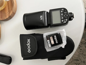 Set Blitz Godox V1 Pro plus accesorii plus baterie extra