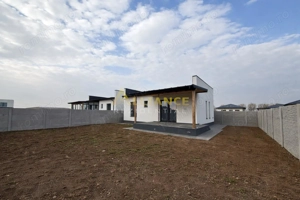 Casa Individuala - 3 camere - 2 bai - 371 mp teren - imagine 3