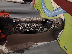 Viza din ceramica  in stare perfecta cu design florin  