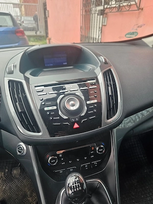 Ford Grand C-Max 5 locuri 2.0 Diesel 2012 - imagine 3