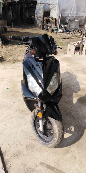 Vând Scuter Înscris La Primărie  - imagine 3