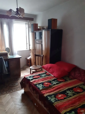 Ap 2 camere în Ploiești   ideal pentru angajați în Parcul Industrial   mutare rapidă din provincie - imagine 2