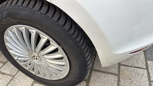 Volkswagen Golf 1.6 TDI DPF BlueMotion Technology Trendline - imagine 4