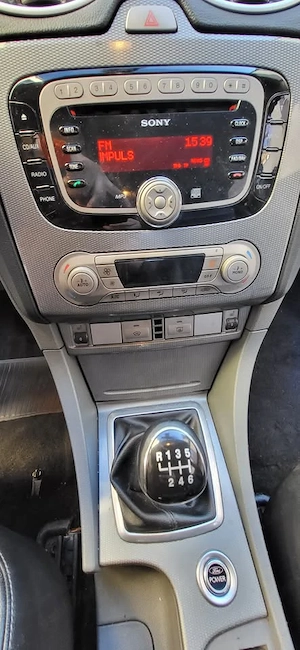 Vand masina pers Ford Focus 2.0 Tdci 136hp  2010 Titanium Manual 6 viteze 2999 E - imagine 5